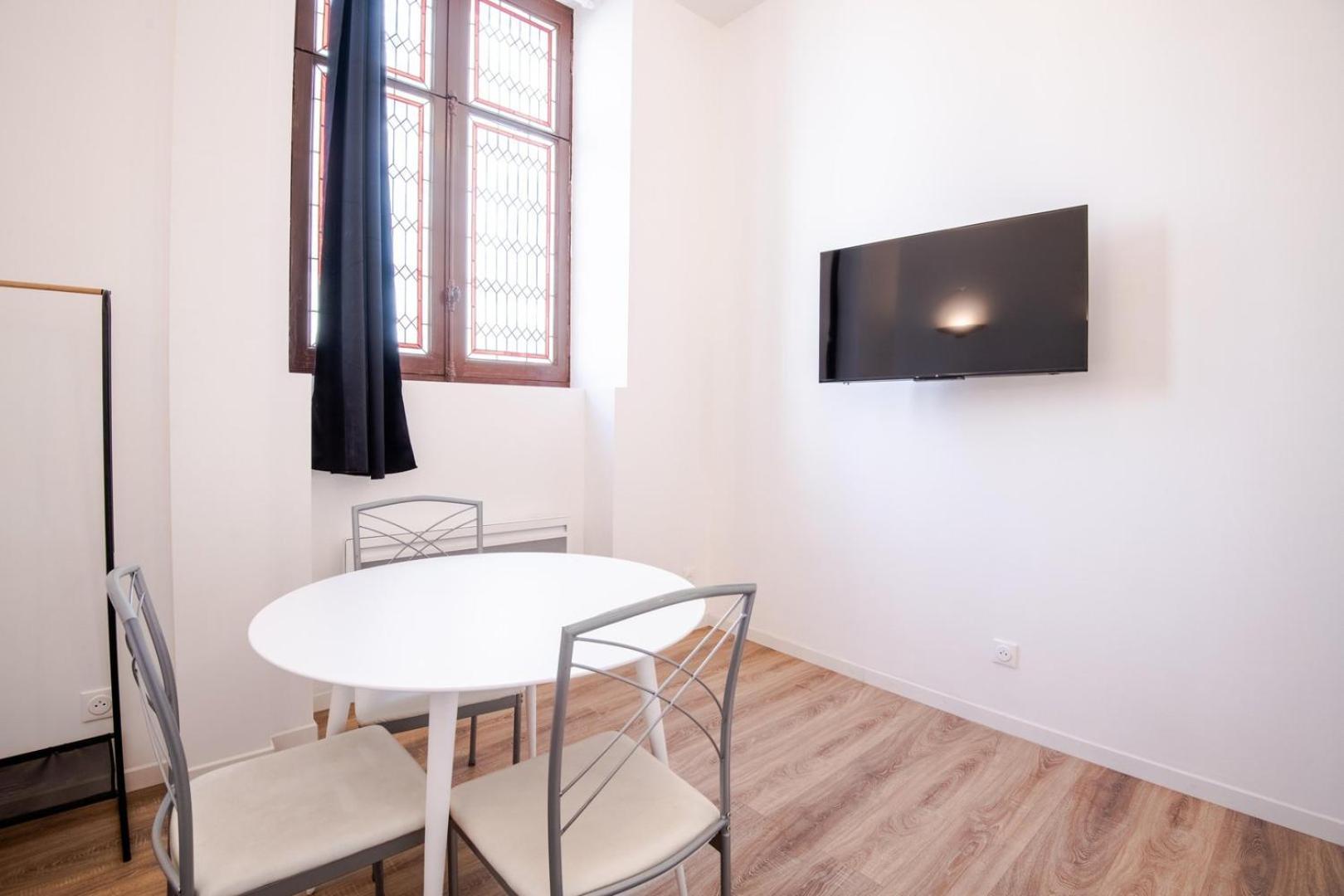 My White Paradise - Fully Equipped Apartment